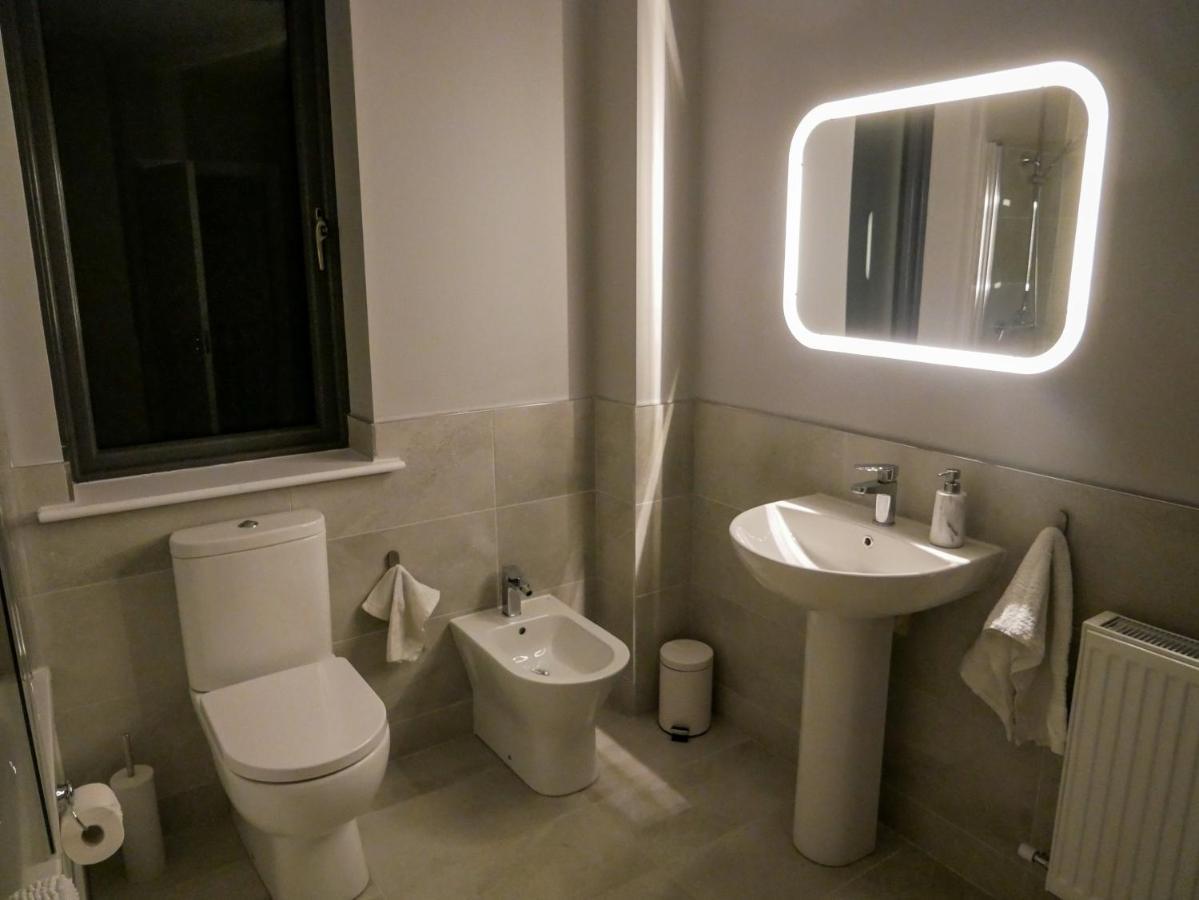 Entire Modern Home With Seaview And Parking Виклоу Экстерьер фото