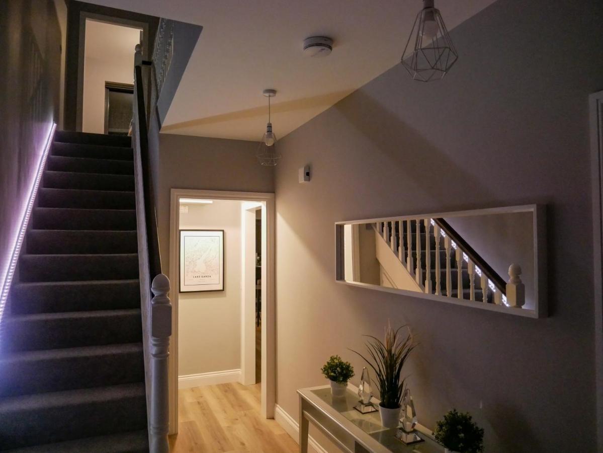 Entire Modern Home With Seaview And Parking Виклоу Экстерьер фото